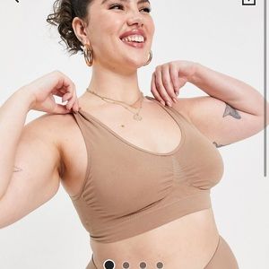 NWT Yours Seamless Bra - Soft Beige
